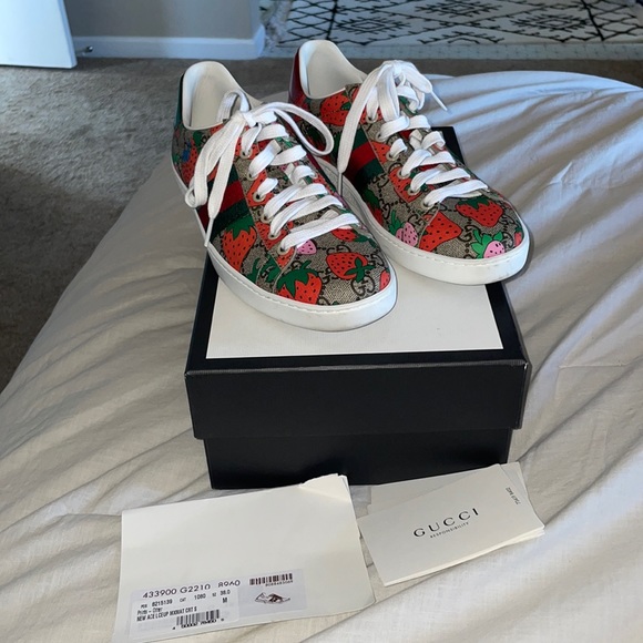 Gucci Shoes - || GUCCI || strawberry new ace lceup mxmat crt s shoes